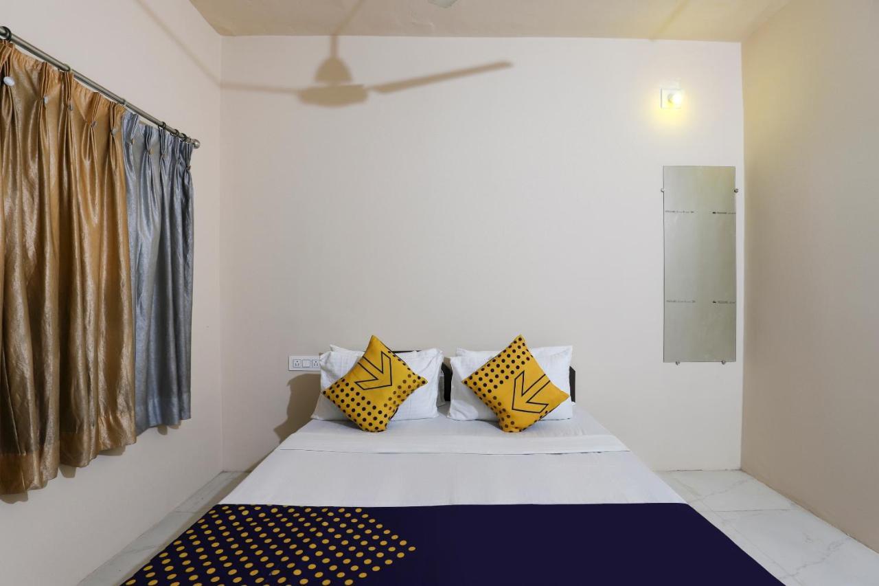 Spot On 64818 Hotel Minal Jamnagar Ngoại thất bức ảnh