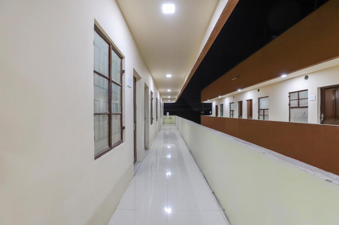 Spot On 64818 Hotel Minal Jamnagar Ngoại thất bức ảnh