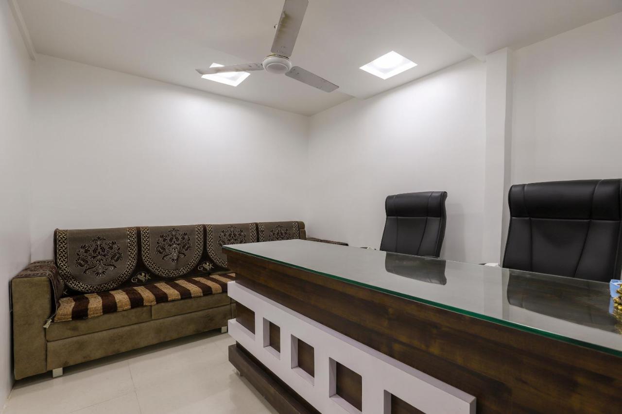 Spot On 64818 Hotel Minal Jamnagar Ngoại thất bức ảnh