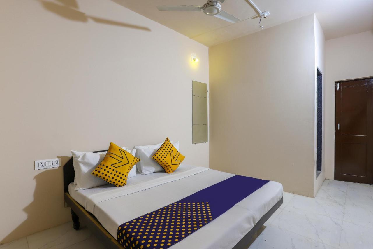 Spot On 64818 Hotel Minal Jamnagar Ngoại thất bức ảnh