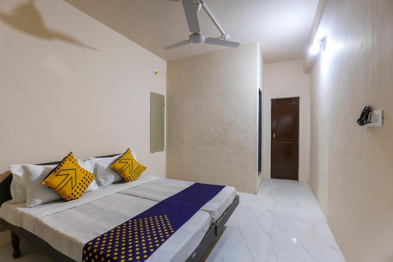 Spot On 64818 Hotel Minal Jamnagar Ngoại thất bức ảnh