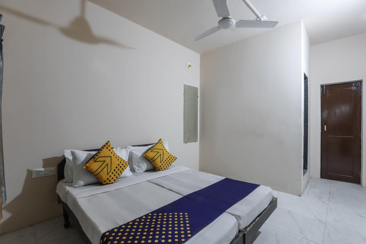 Spot On 64818 Hotel Minal Jamnagar Ngoại thất bức ảnh